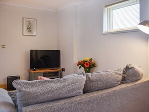 Living area | Roxy’s Cottage - Causey Arch Cottages, Beamish