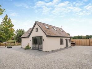Exterior | Ysgubor Caemai, Wrexham