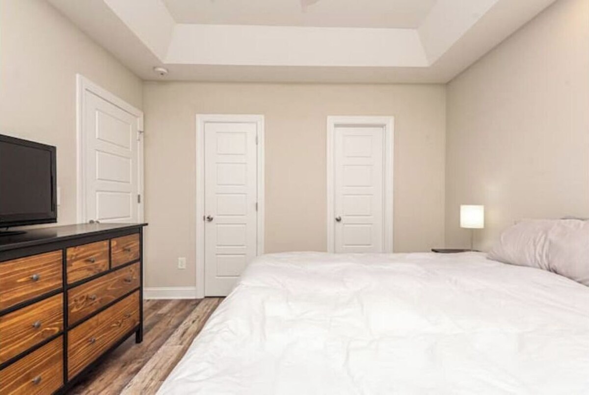 New listing Modern 3 Bedroom Kannapolis House!