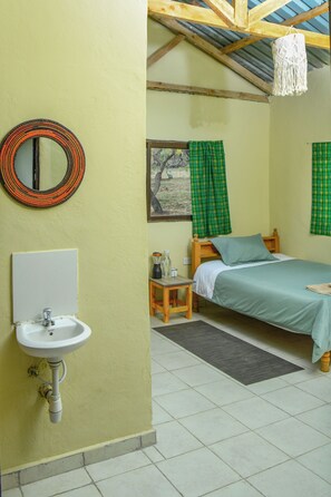 Garden Cottage Master Bedroom with ensuite washroom. Bedroom #3