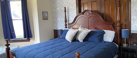King Bedroom with Comfortable New mattress