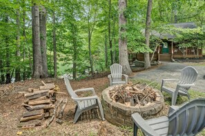 Gather around the fire pit for cozy evenings and warm conversations under the stars.
