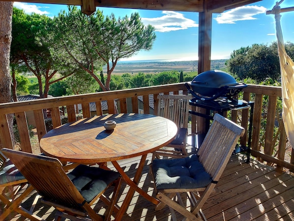 Terrasse vue sur la mer
