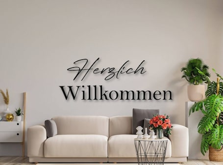 HALLO