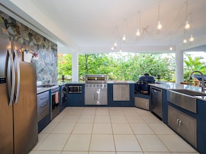 gas stove/oven, gas grill, and smoker