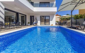 Pool zur alleinigen Nutzung