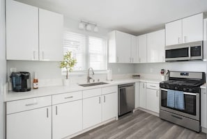 Kitchen Equipped with all the Essentials