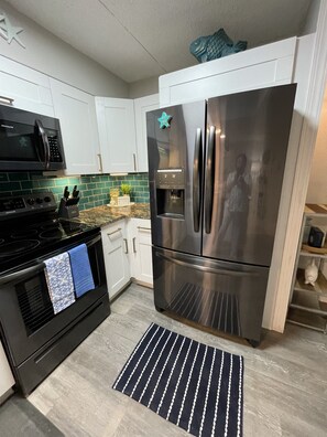 Kitchen with nice Appliances