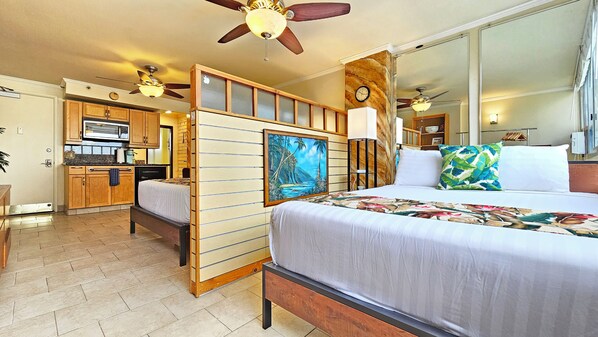2 QUEEN BED STUDIO
