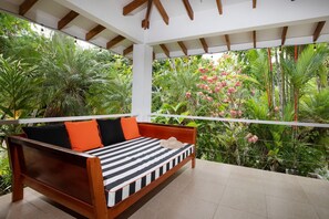 Tropical villa Ventanas with private pool in MA (1123)