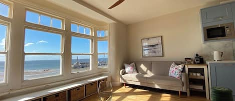 Dine whilst overlooking the sea - The Panoramic Margate - Holiday Lets In Kent - www.holidayletsinkent.co.uk