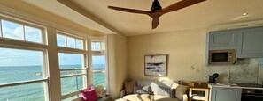 The Panoramic Sea View Apartment - Lounge - Margate - Kent - seastay.co.uk