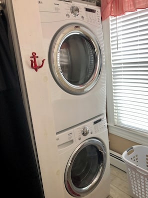 laundry area
