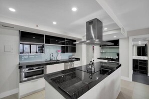 Fully equipped kitchen with wine fridge