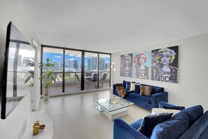 Living area, Roku tv, balcony access