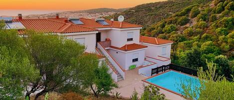 Apartment building with swimming pool 