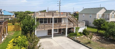 Front of House - Parking for 4 cars.