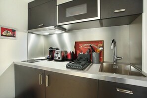 Cuisine américaine équipée
American fitted kitchen