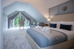 The Hideaway - 2 Bed Holiday Home - Little Haven (23559)