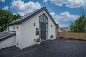 The Hideaway - 2 Bed Holiday Home - Little Haven (23567)