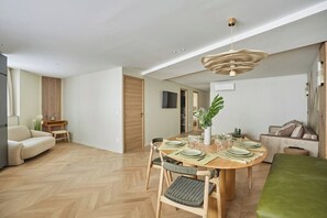 ESPACE A VIVRE / SALON SALLE A MANGER