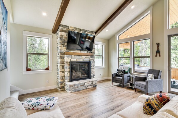 Government Camp Vacation Rental | 3BR | 3BA | Stairs Required to Access