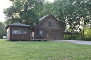 Cabin and all seasons room