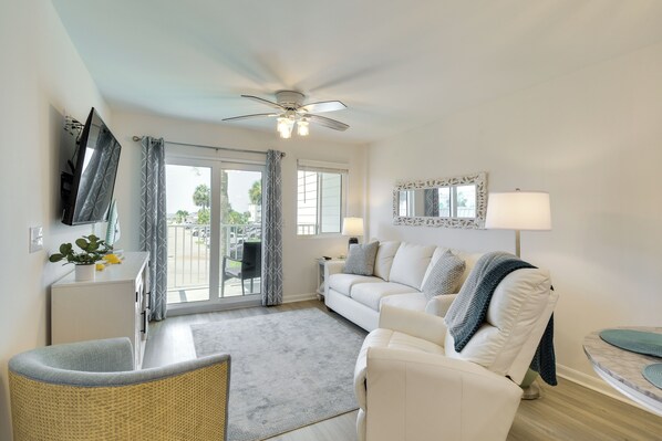 Gulf Shores Vacation Rental | 2BR | 2BA | 785 Sq Ft | Step-Free Access