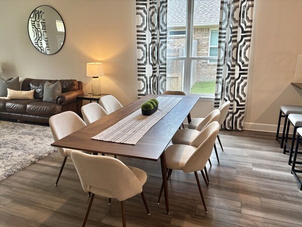 Dining room table, seats up to 8 guests
