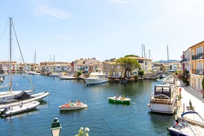 Marina