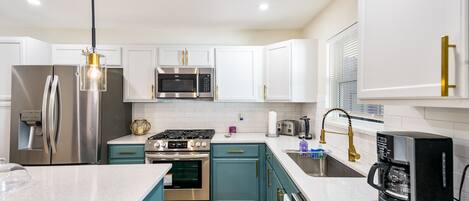 Fully Stocked Kitchen