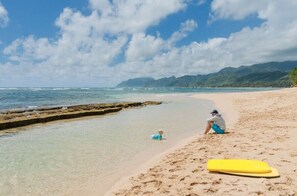 Bathtub beach is just down the beach from us. Amazing spot!