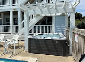 DE11: Carolina Blue | Hot Tub- New for 2024!