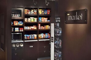 Snack bar