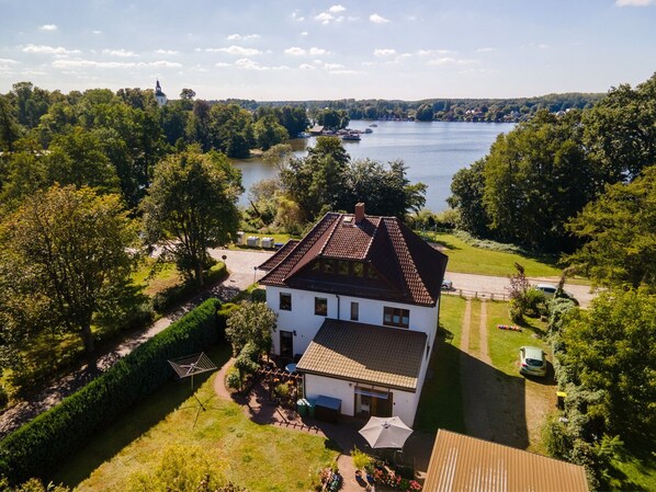 Lage am Mirower See