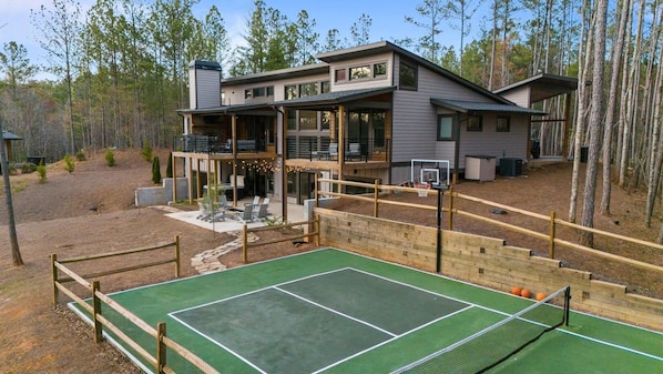 Sport court