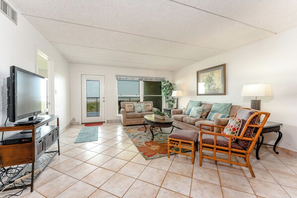 Step into the sunshine on South Padre Island! You will love your beachcation at our vacation home.