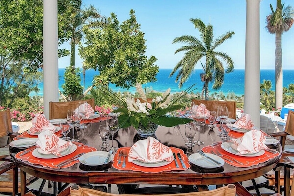 Outdoor dining