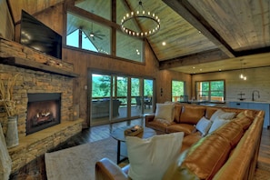Bring the outside in from the main living area