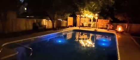 Late evening by pool