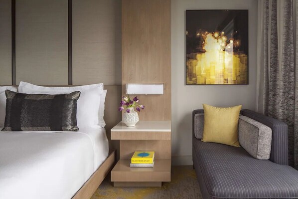 Unit with comfortable bed