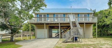 Emerald Isle Vacation Rental | 3BR | 2BA | 1,200 Sq Ft | Stairs Required