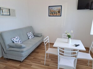 Living room 1