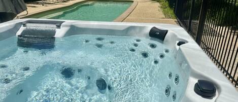 Our new 6 seater spa