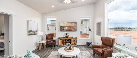 Beautiful, airy living room w/smart tv