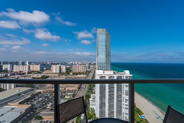 Balcony offering a scenic view of the city.