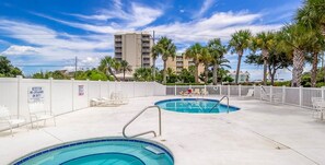 Riverside Community  Pool