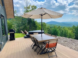 Grill and seating for 8