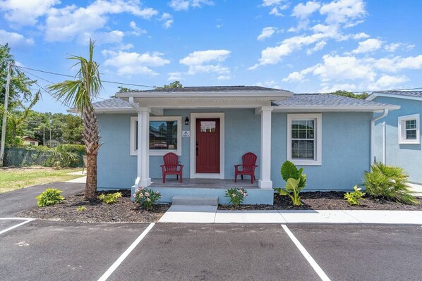 Cute Beach Cottage