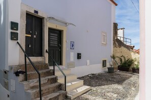 Leave like a local in this typical Portuguese house.
#typical #culture #portugal #pt #lisbon